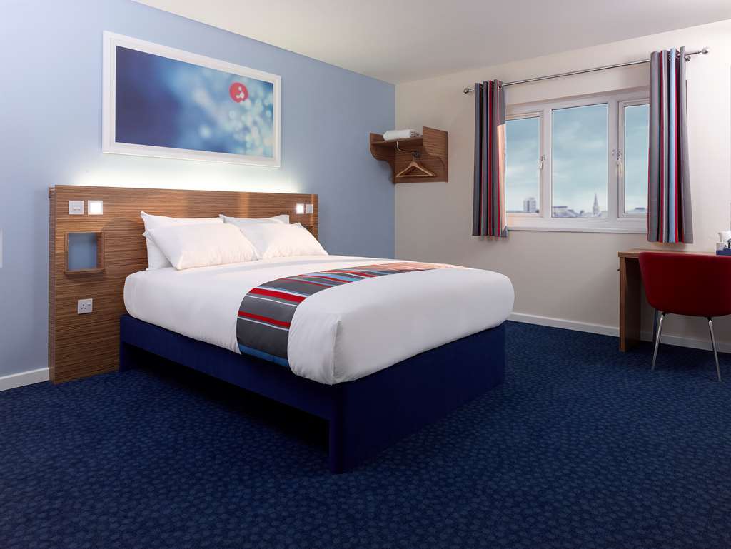Travelodge Swindon Central Camera foto