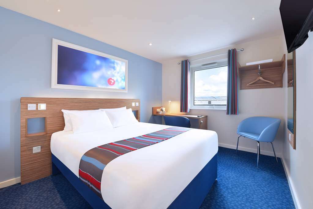 Travelodge Swindon Central Camera foto